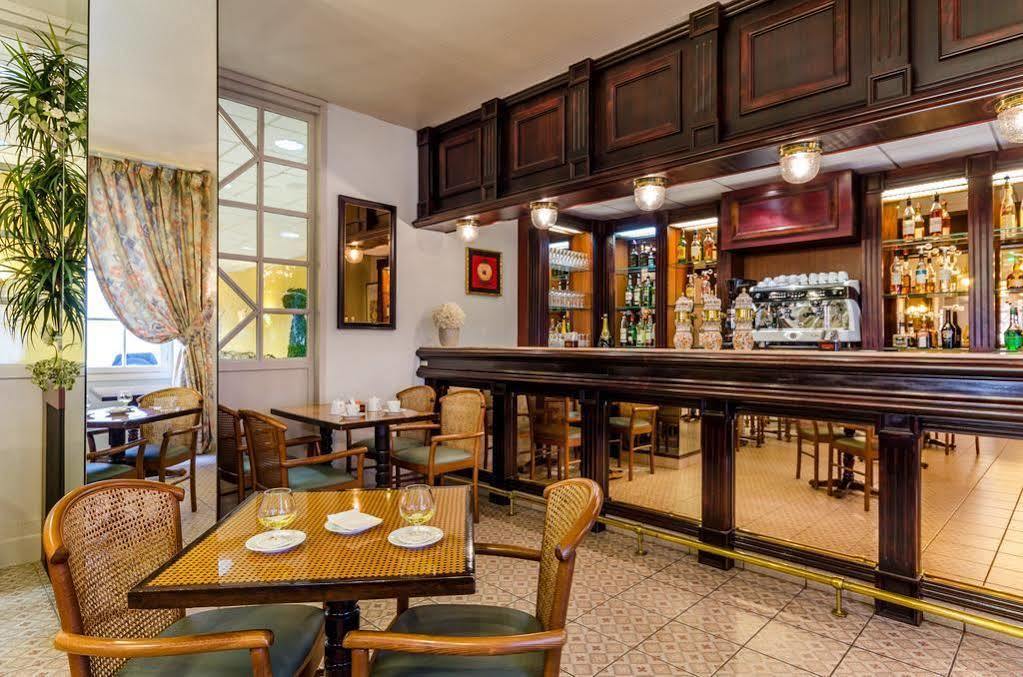לורדה Hotel Aneto מראה חיצוני תמונה